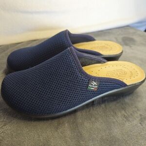 FLY FLOT SLIP‎ ON anatomic SHOES SIZE 8